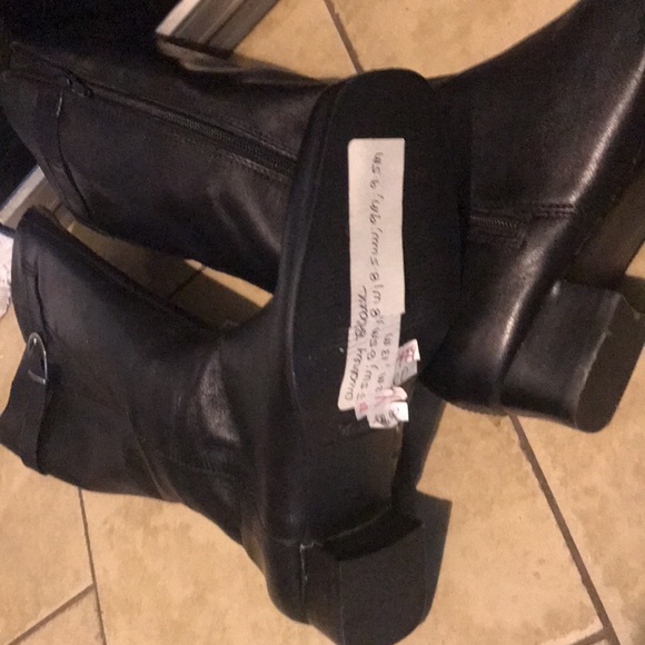 Ladies Leather Boots - Picture 4 of 4